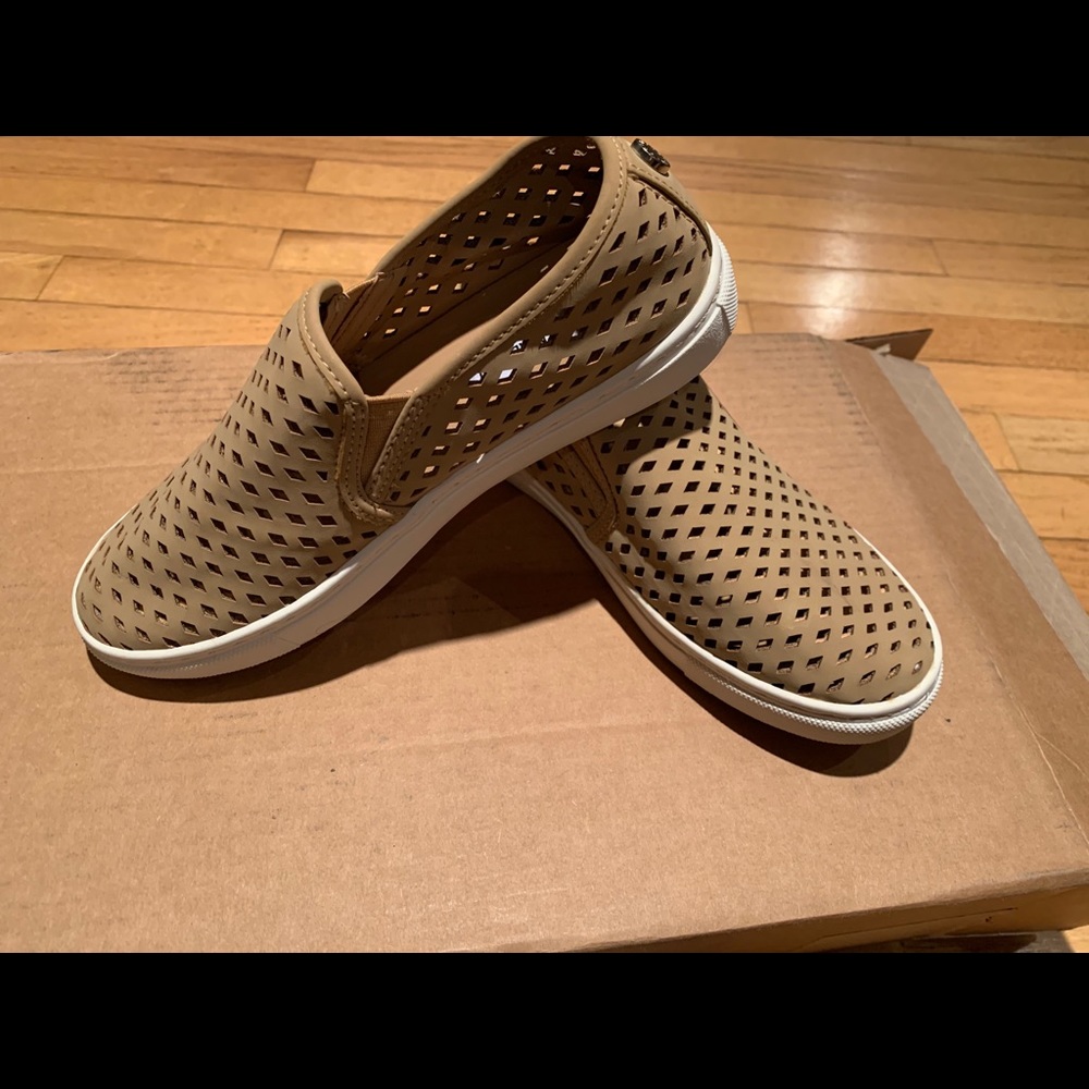 Steve Madden Flats Size 5M